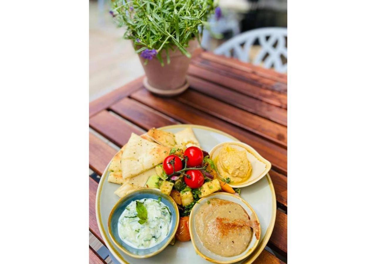 Stattons Boutique Hotel & Restaurant 포츠머스 외부 사진